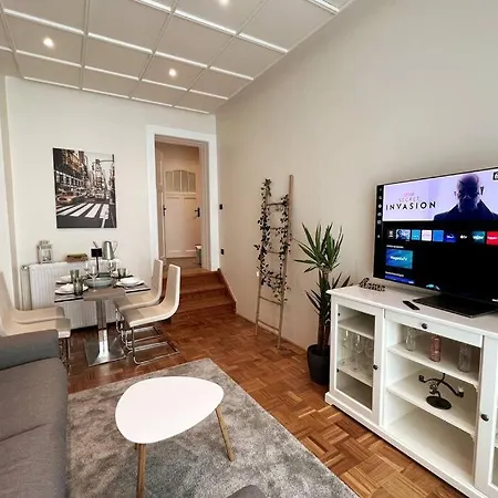 Soul-apartment Terrasse Privat-parkplatz Boxspringbett 55zoll Tv Wlan Apartmán Lipsko